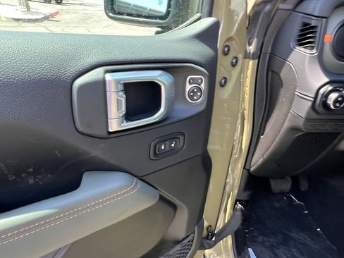 New 2026 Jeep Gladiator Mojave AWD/4WD image 23