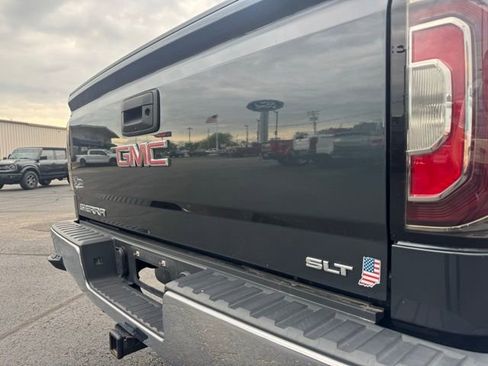 Used 2018 GMC Sierra 1500 SLT w/ SLT Premium Package AWD/4WD image 9