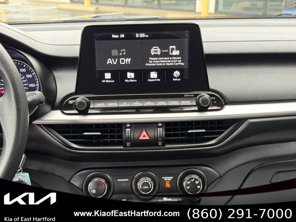 Used 2020 Kia Forte LXS FWD image 25