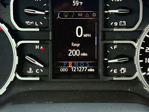 Used 2020 Toyota Tundra Limited w/ Limited Premium Package image 31