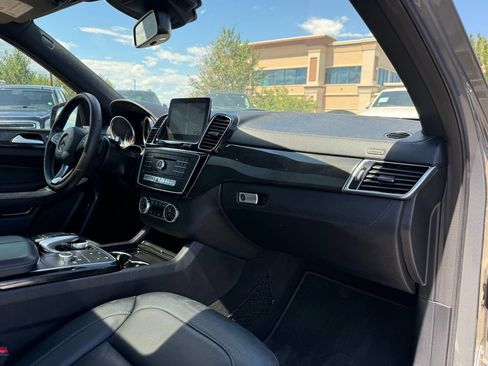Used 2018 Mercedes-Benz GLE 43 AMG 4MATIC image 30