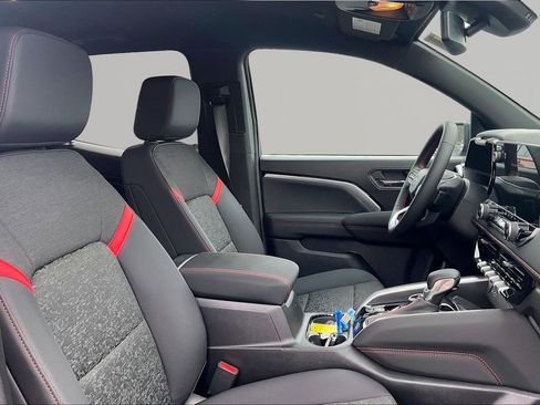 New 2026 Chevrolet Colorado Z71 w/ Technology Package image 13