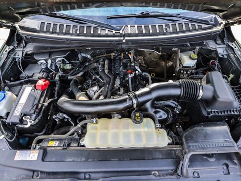 Used 2022 Ford Expedition Max XLT image 20