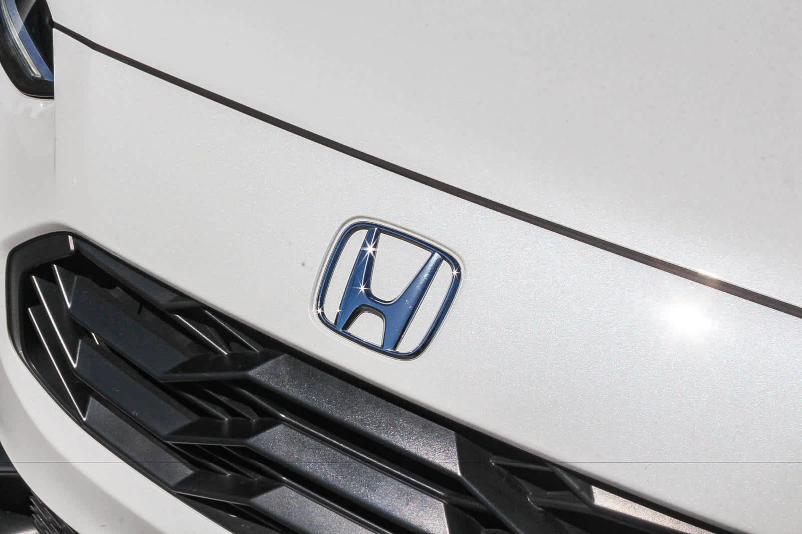Used 2024 Honda HR-V Sport image 14