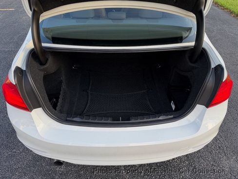 Used 2014 BMW 320i Sedan RWD image 81