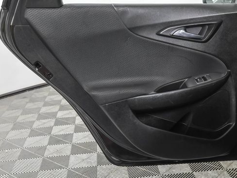 Used 2020 Chevrolet Malibu RS image 37