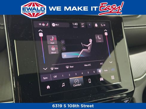 New 2025 Jeep Grand Cherokee Laredo X image 4