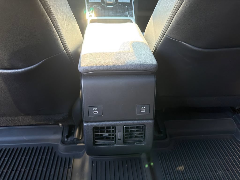 Used 2024 Toyota bZ4X FWD image 26