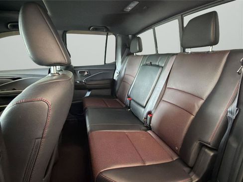 Used 2017 Honda Ridgeline Black Edition image 11