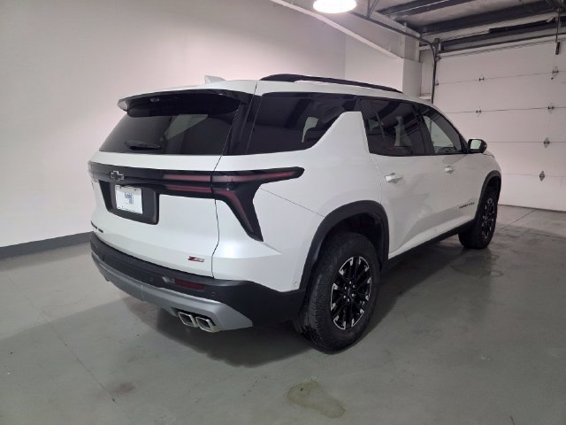 Used 2025 Chevrolet Traverse Z71 w/ Enhanced Driving Package AWD/4WD image 7