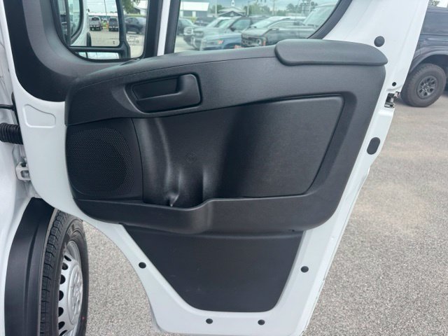 Used 2025 RAM ProMaster 2500 w/ U-Haul Equipment Group FWD image 24