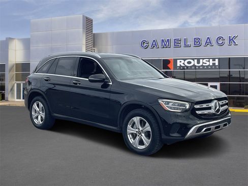 Used 2021 Mercedes-Benz GLC 300 image 7