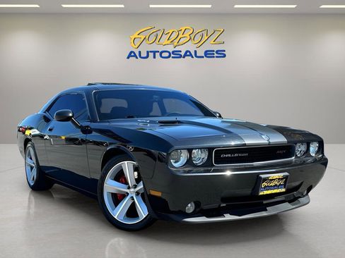 Used 2008 Dodge Challenger SRT8 image 2