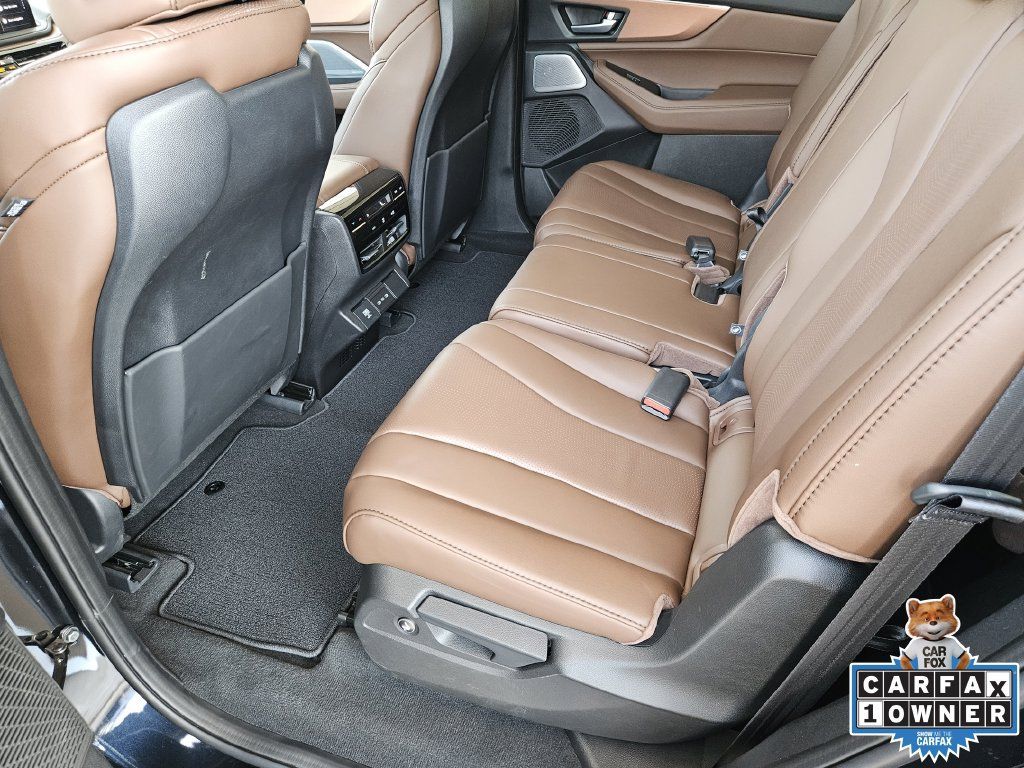 Used 2026 Acura MDX w/ Technology Package FWD image 30