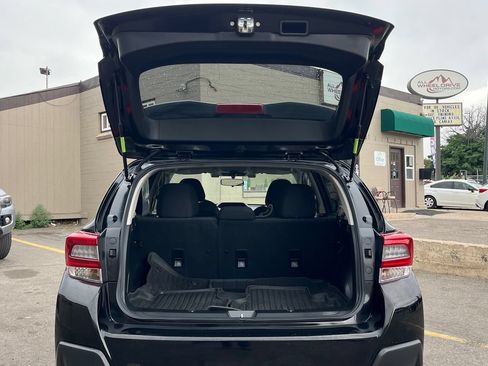 Used 2021 Subaru Crosstrek 2.0i AWD/4WD image 20