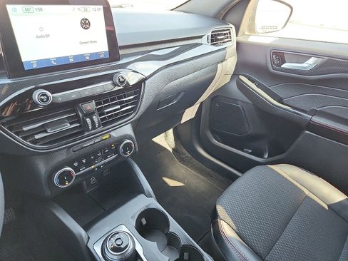 Used 2025 Ford Escape ST-Line image 20