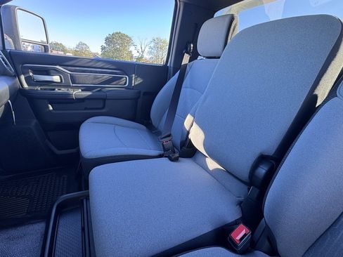 New 2024 RAM 4500 SLT w/ Quick Order Package 2YG SLT image 14