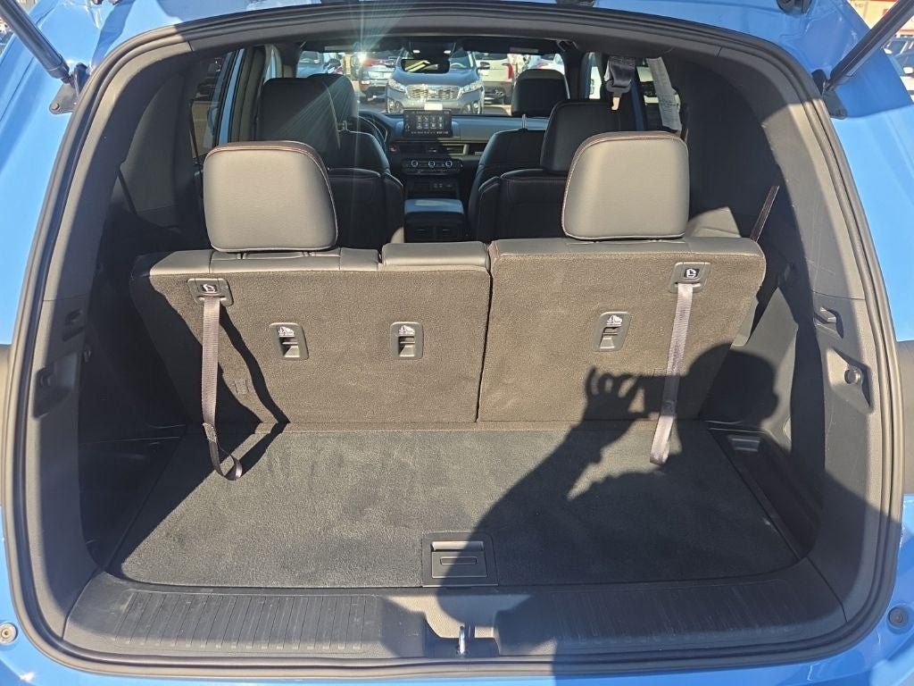 Used 2025 Honda Pilot TrailSport image 34
