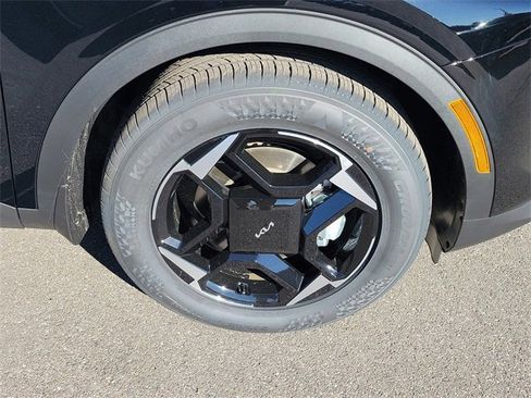 New 2026 Kia Sportage EX image 41