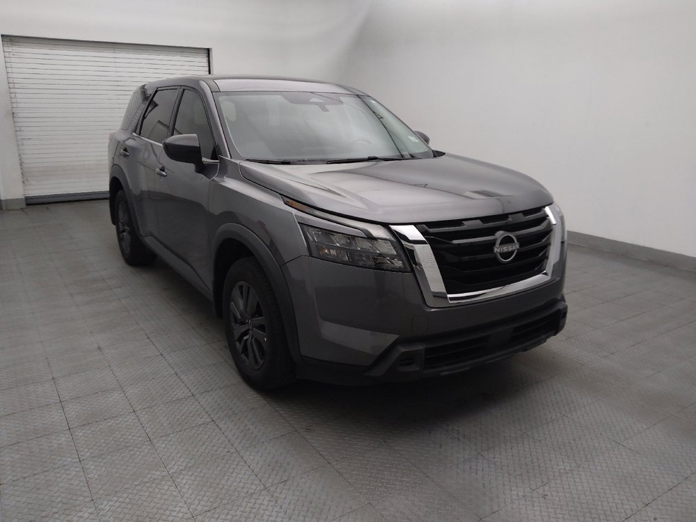 Used 2023 Nissan Pathfinder S w/ Cargo Package FWD image 13