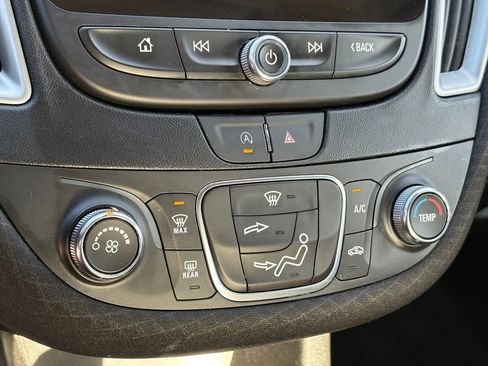 Used 2024 Chevrolet Malibu LS image 21