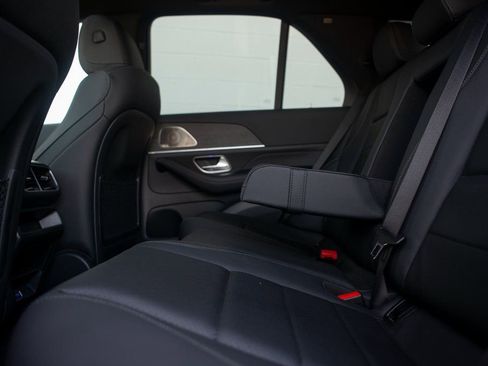 Certified 2025 Mercedes-Benz GLE 450 4MATIC image 28