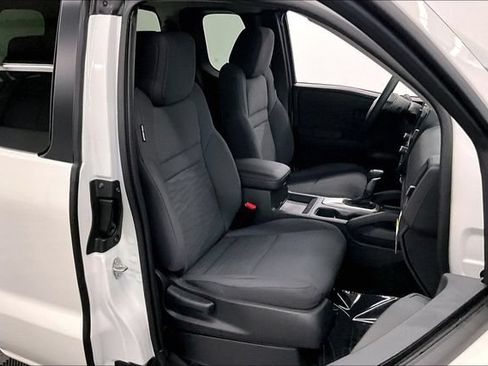 New 2026 Nissan Frontier S w/ Tow Package RWD image 36