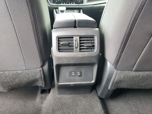 Used 2025 Nissan Rogue SV AWD/4WD image 12