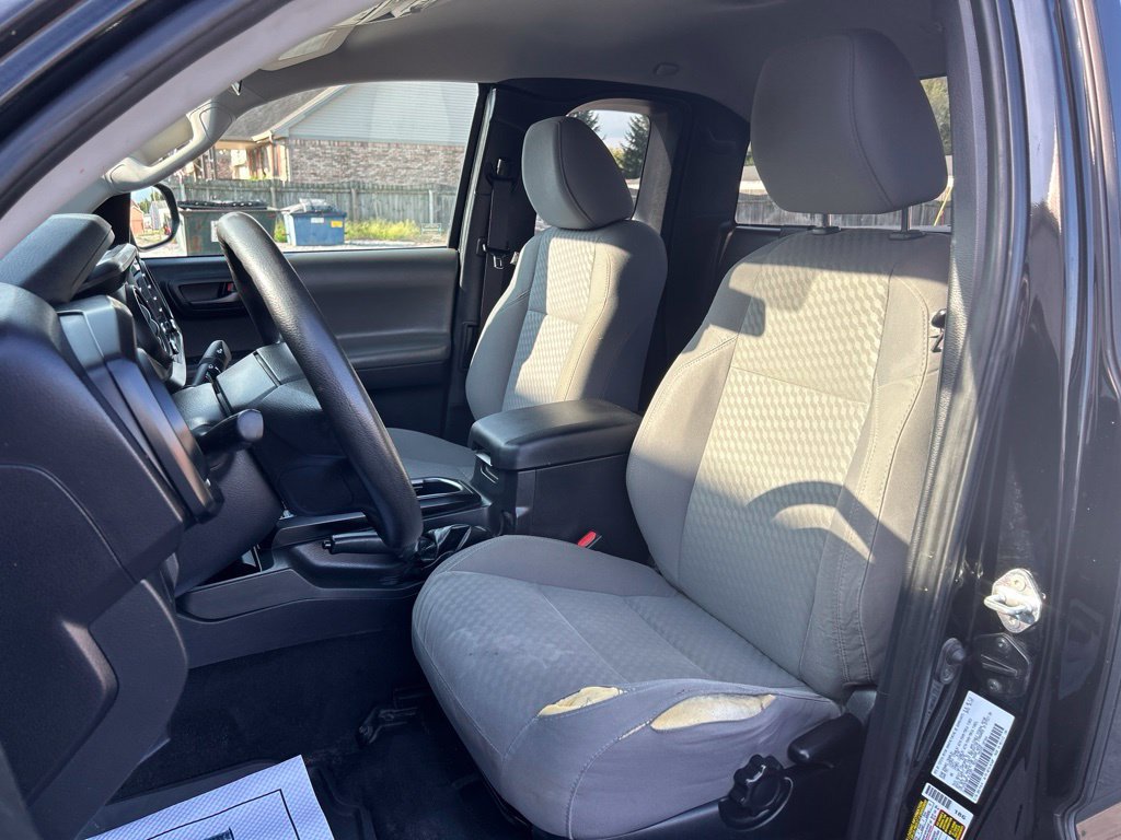 Used 2023 Toyota Tacoma SR AWD/4WD image 17
