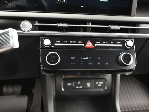 New 2026 Hyundai Tucson Blue SE FWD image 21