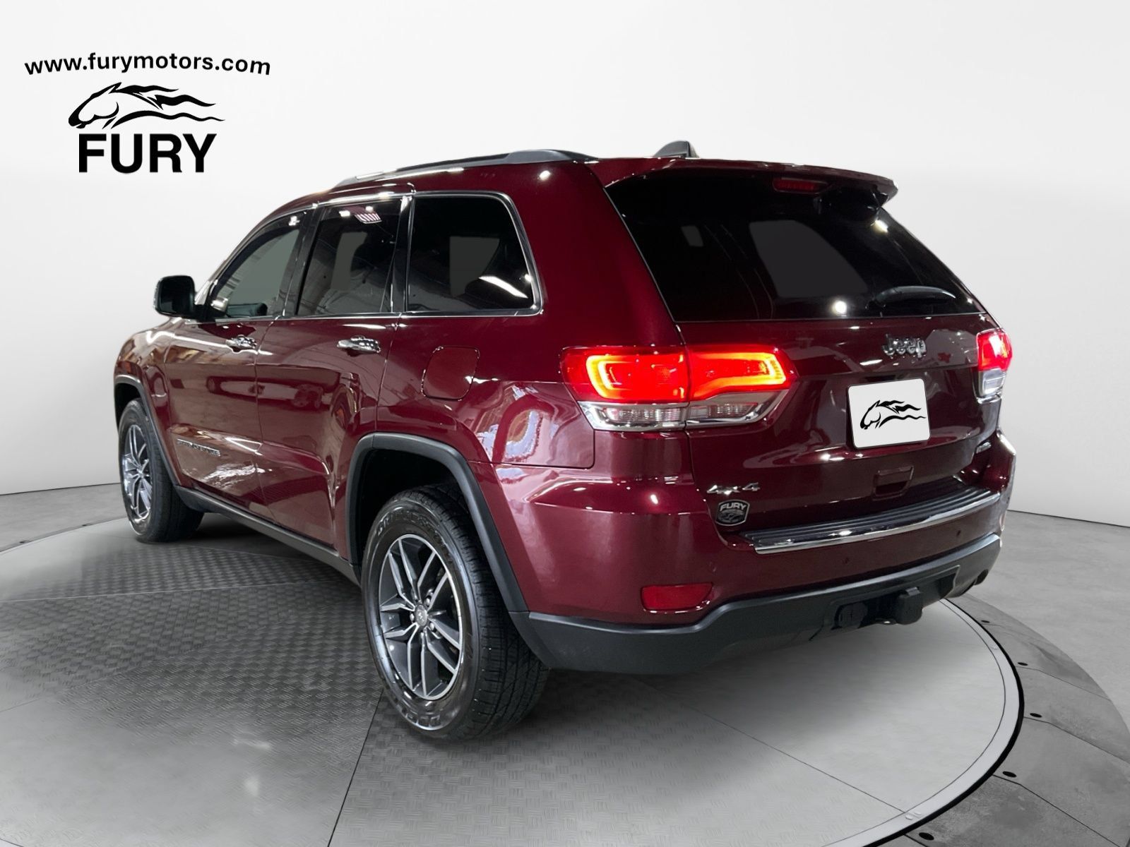 Used 2017 Jeep Grand Cherokee Limited w/ Trailer Tow Group IV AWD/4WD image 6