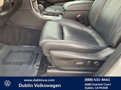 Used 2021 Subaru Ascent Limited w/ Technology Package image 24