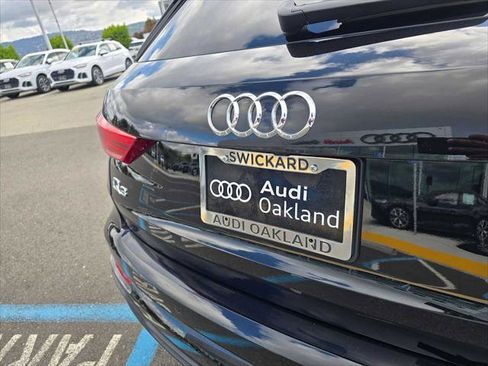Used 2025 Audi Q3 2.0T Premium w/ Black Optic Sport Package AWD/4WD image 13