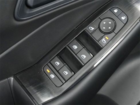 New 2026 Nissan Rogue S image 13