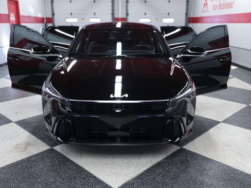 Used 2025 Kia K4 GT-Line image 31