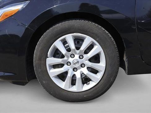 Used 2017 Nissan Altima 2.5 S w/ Power Driver Seat Package image 9