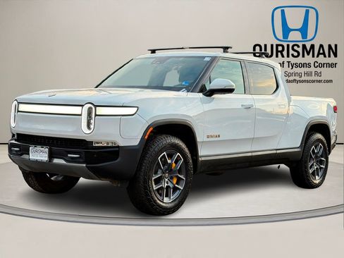 Used 2022 Rivian R1T Adventure image 2