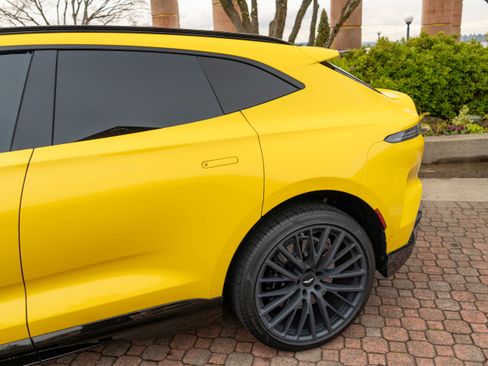 Used 2023 Aston Martin DBX 707 image 49