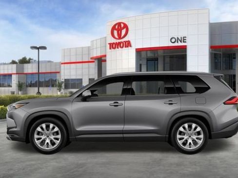 New 2026 Toyota Grand Highlander Limited image 5