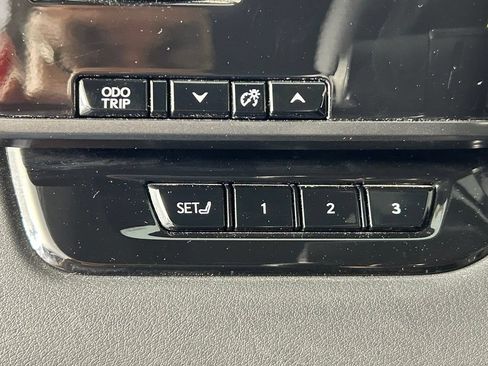 Used 2023 Lexus RX 350 F Sport w/ Cold Area Package AWD/4WD image 31