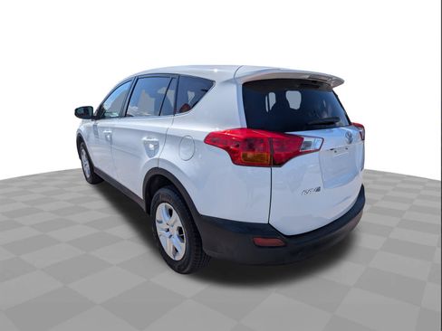 Used 2013 Toyota RAV4 LE FWD image 6