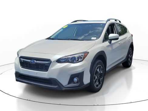 Used 2020 Subaru Crosstrek 2.0i Premium w/ Moonroof Package 2 AWD/4WD image 3