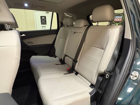 Used 2019 Volkswagen Tiguan SE AWD/4WD image 30