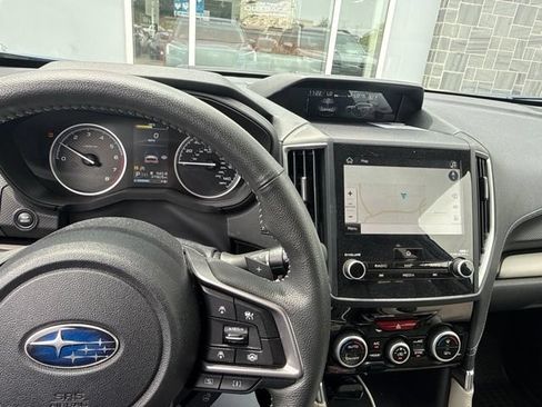 Used 2024 Subaru Forester Limited w/ Pop Package 2 AWD/4WD image 7