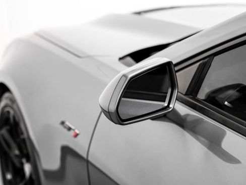 Used 2021 Chevrolet Camaro LT w/ Technology Package image 33