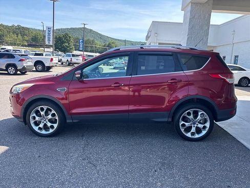 Used 2016 Ford Escape Titanium w/ Equipment Group 301A AWD/4WD image 24