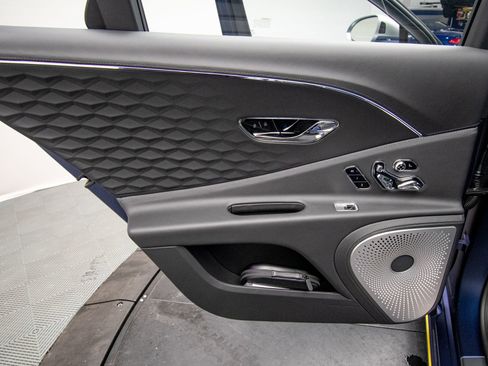New 2026 Bentley Flying Spur Plug-In Hybrid AWD/4WD image 53