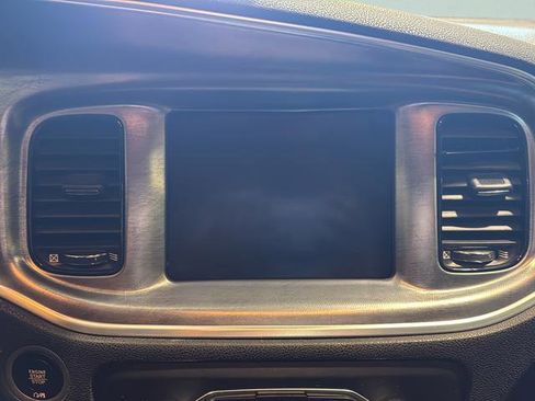 Used 2018 Dodge Charger R/T image 31