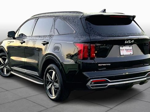 Used 2023 Kia Sorento EX w/ Panoramic Sunroof Package image 11