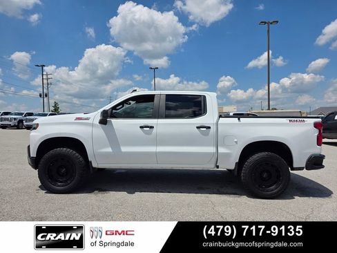 Used 2019 Chevrolet Silverado 1500 LT Trail Boss AWD/4WD image 4